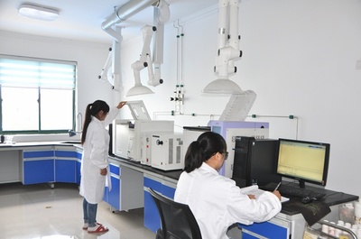 攜環保與經濟共達彼岸-安慶新媒體經濟行走進安慶鑫祥瑞環?？萍? />
</span>
<span id=